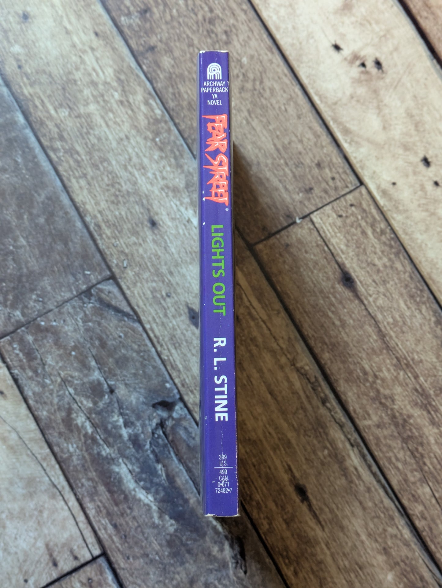 Lights Out (Fear Street #12) by R.L. Stine - Vintage Paperback
