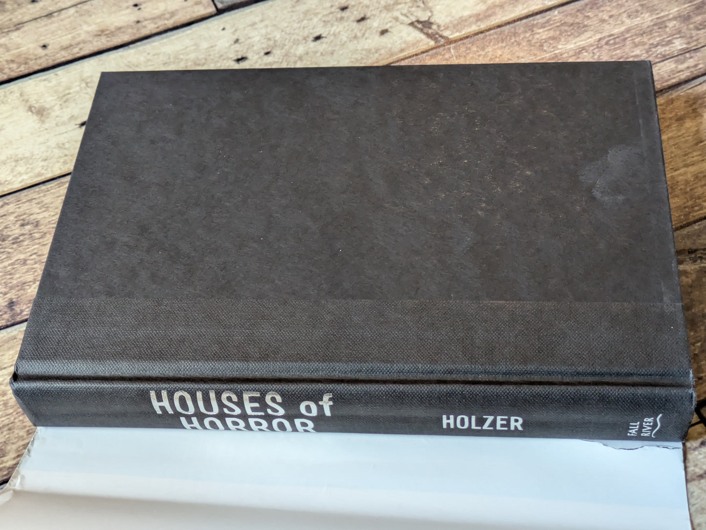 Houses of Horror (Hardcover) by Hans Holzer