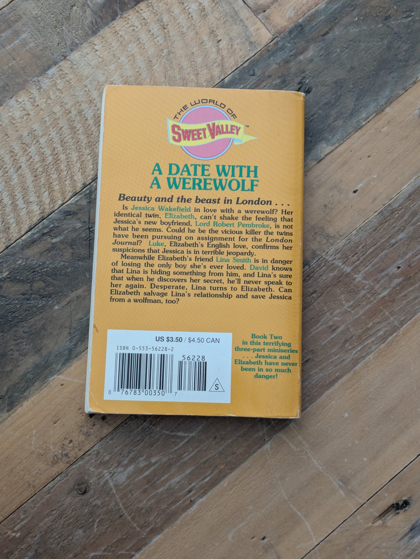 Date with a Werewolf, A (Sweet Valley High #105) by Francine Pascal, Kate William - Vintage Paperback