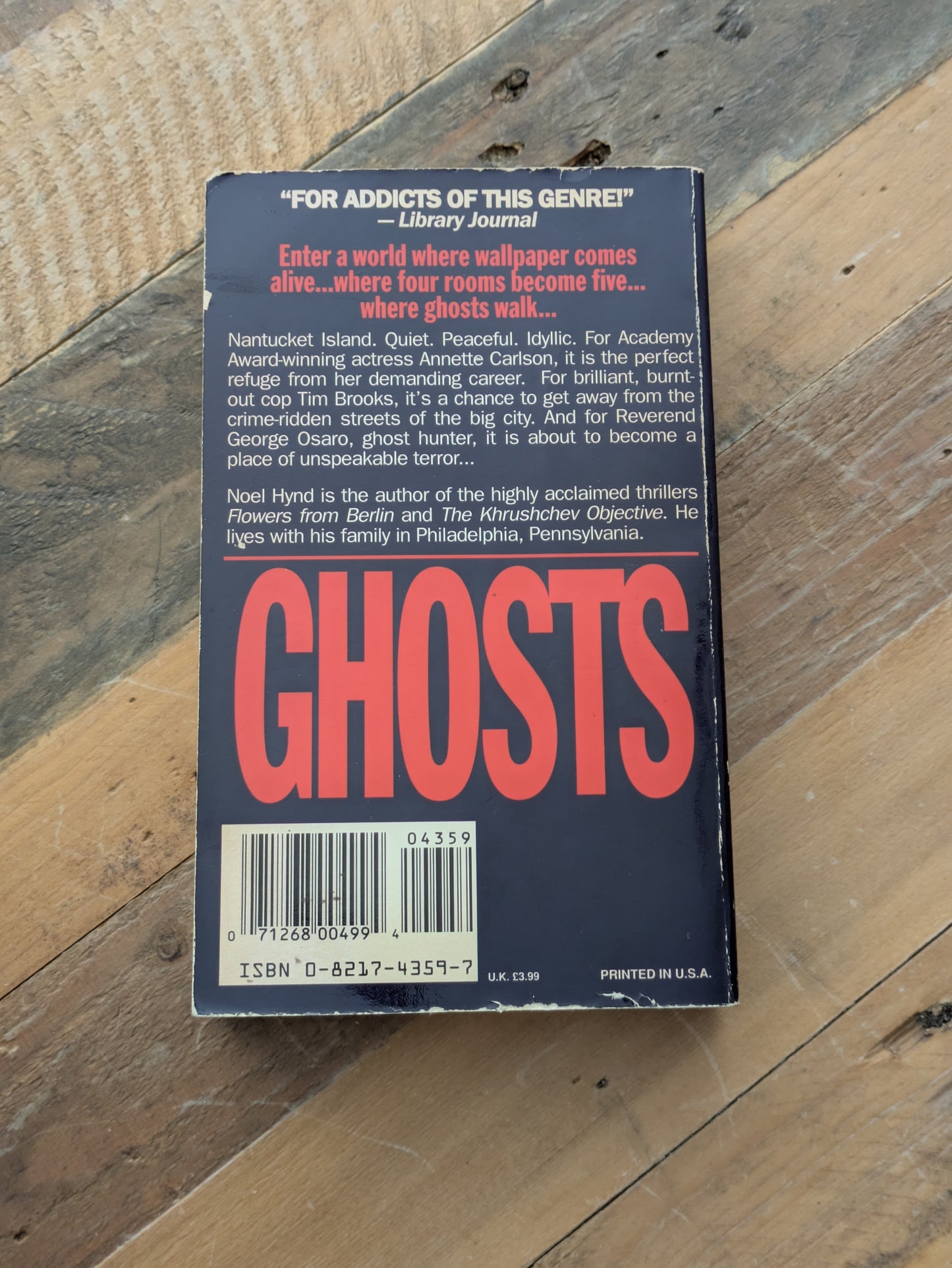 Ghosts (Vintage Paperback) by Noel Hynd