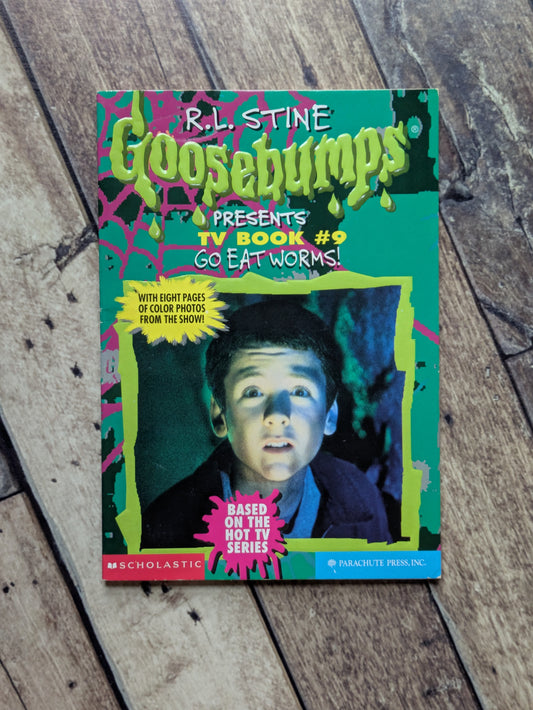 Go Eat Worms! (Goosebumps Presents #9) by Tracey West, R.L. Stine - Paperback