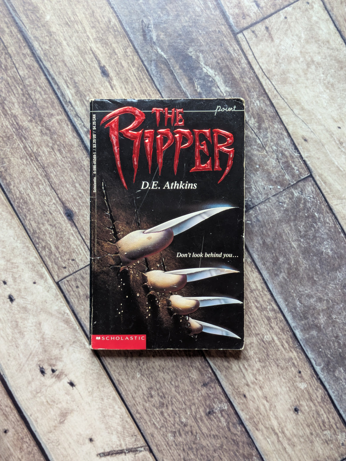 Ripper, The (Point Horror) by D.E. Athkins - Vintage Paperback