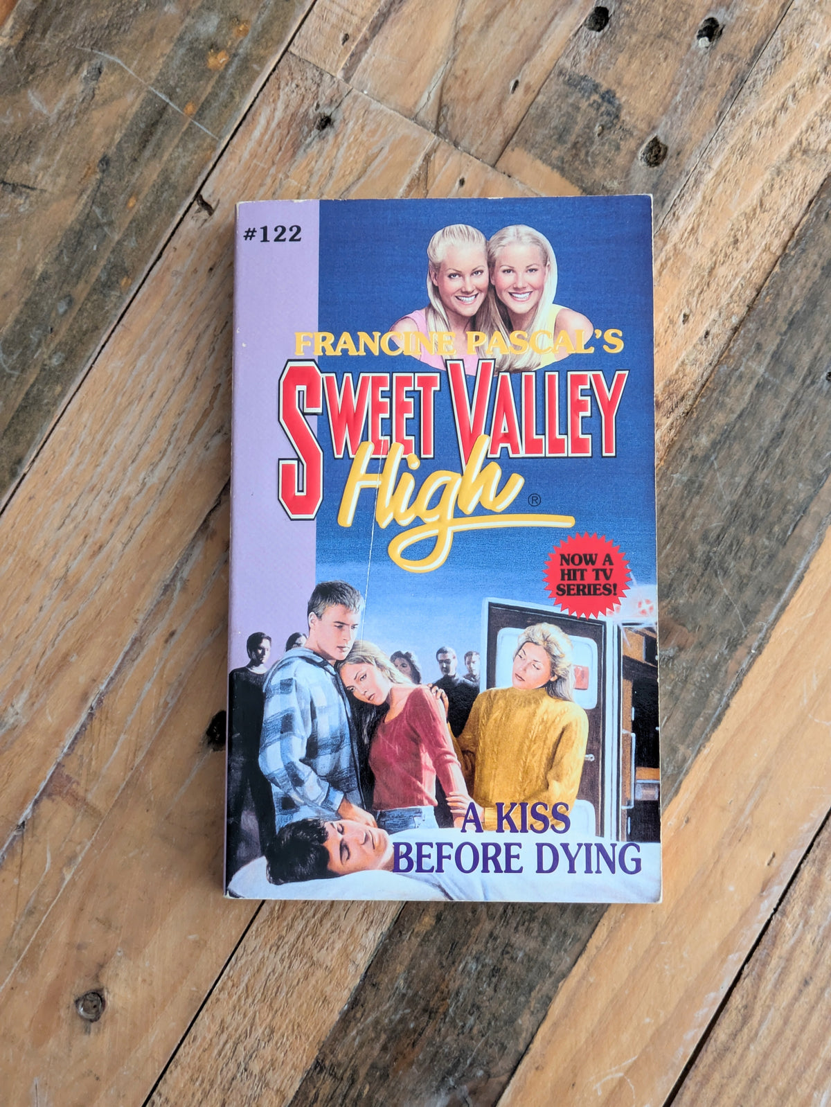 A Kiss Before Dying (Sweet Valley High #122) by Francine Pascal (Creator), Kate William - Vintage Paperback