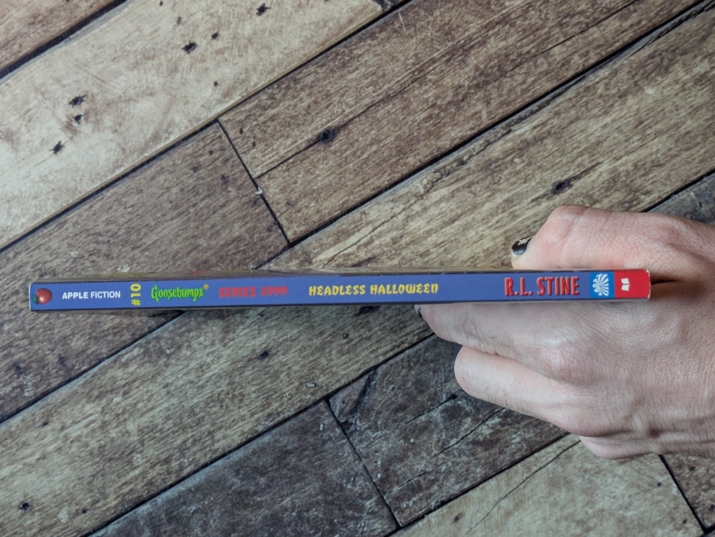 Headless Halloween (Goosebumps 2000 #10) by R.L. Stine - Vintage Paperback