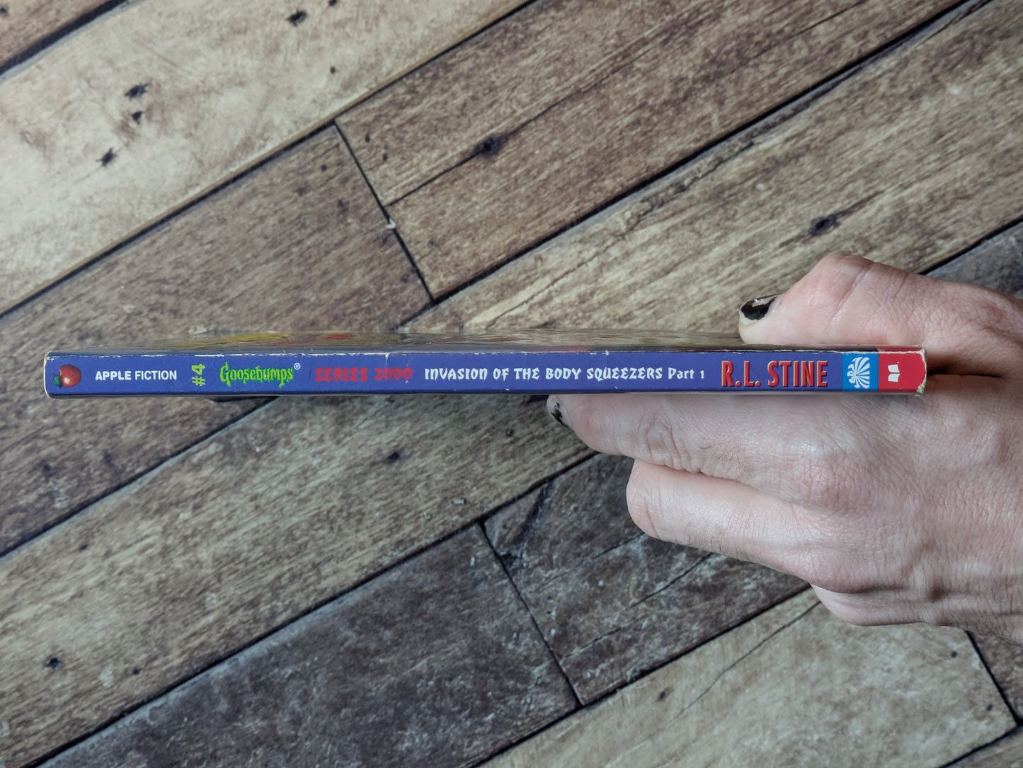 Invasion of the Body Squeezers: Part 1 (Goosebumps 2000 #4) by R.L. Stine - Vintage Paperback
