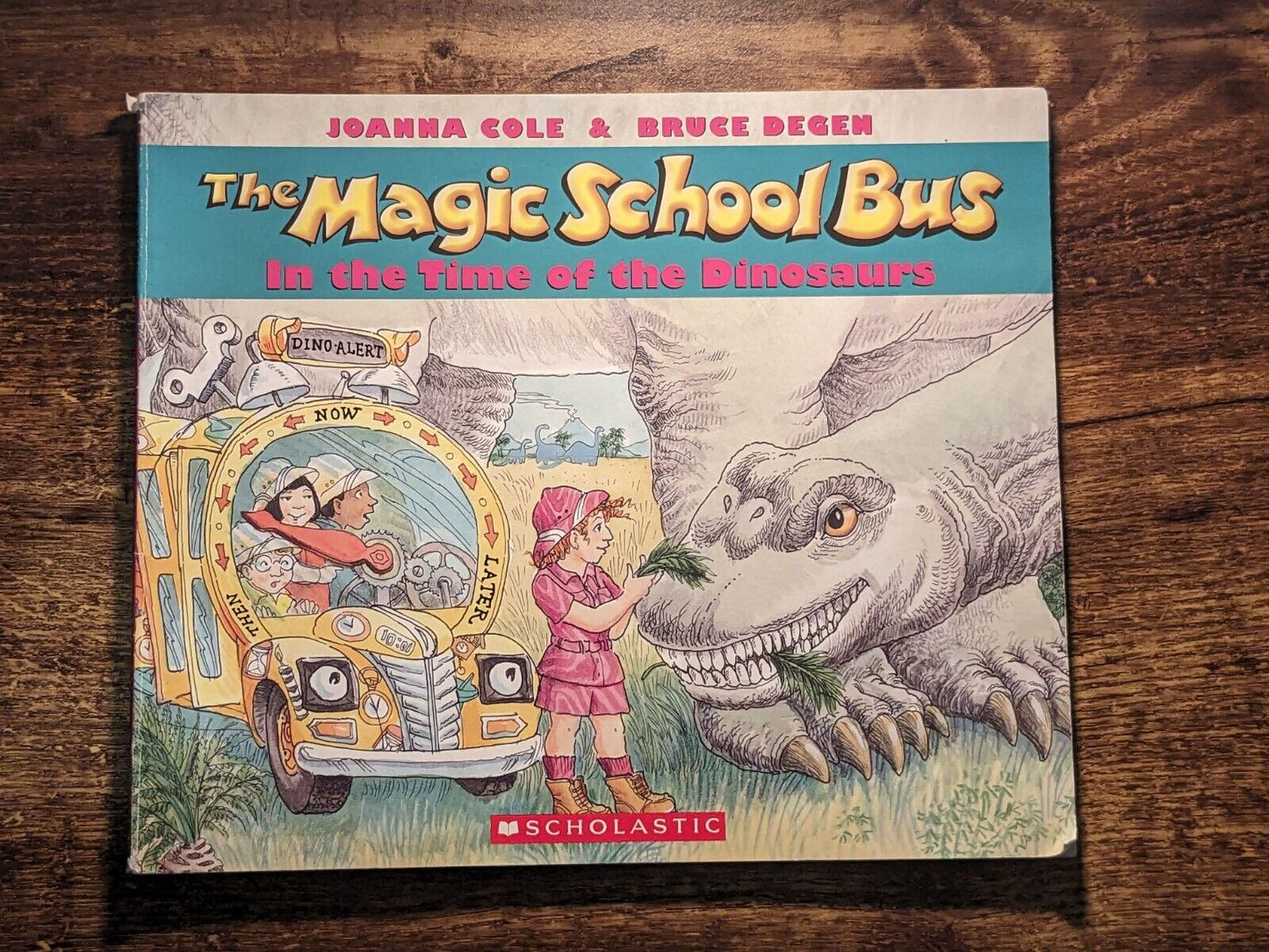 In the Time of Dinosaurs (Magic School Bus) - Vintage Paperback