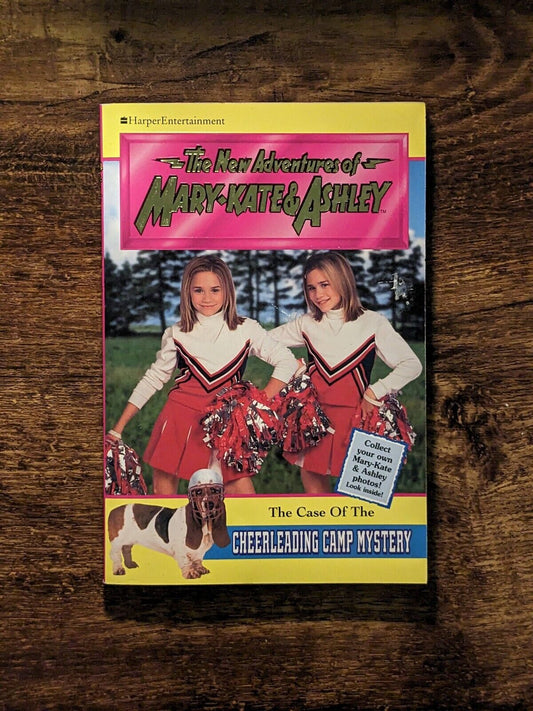 Case of the Cheerleading Camp Mystery, The (The New Adventures of Mary-Kate and Ashley) Paperback