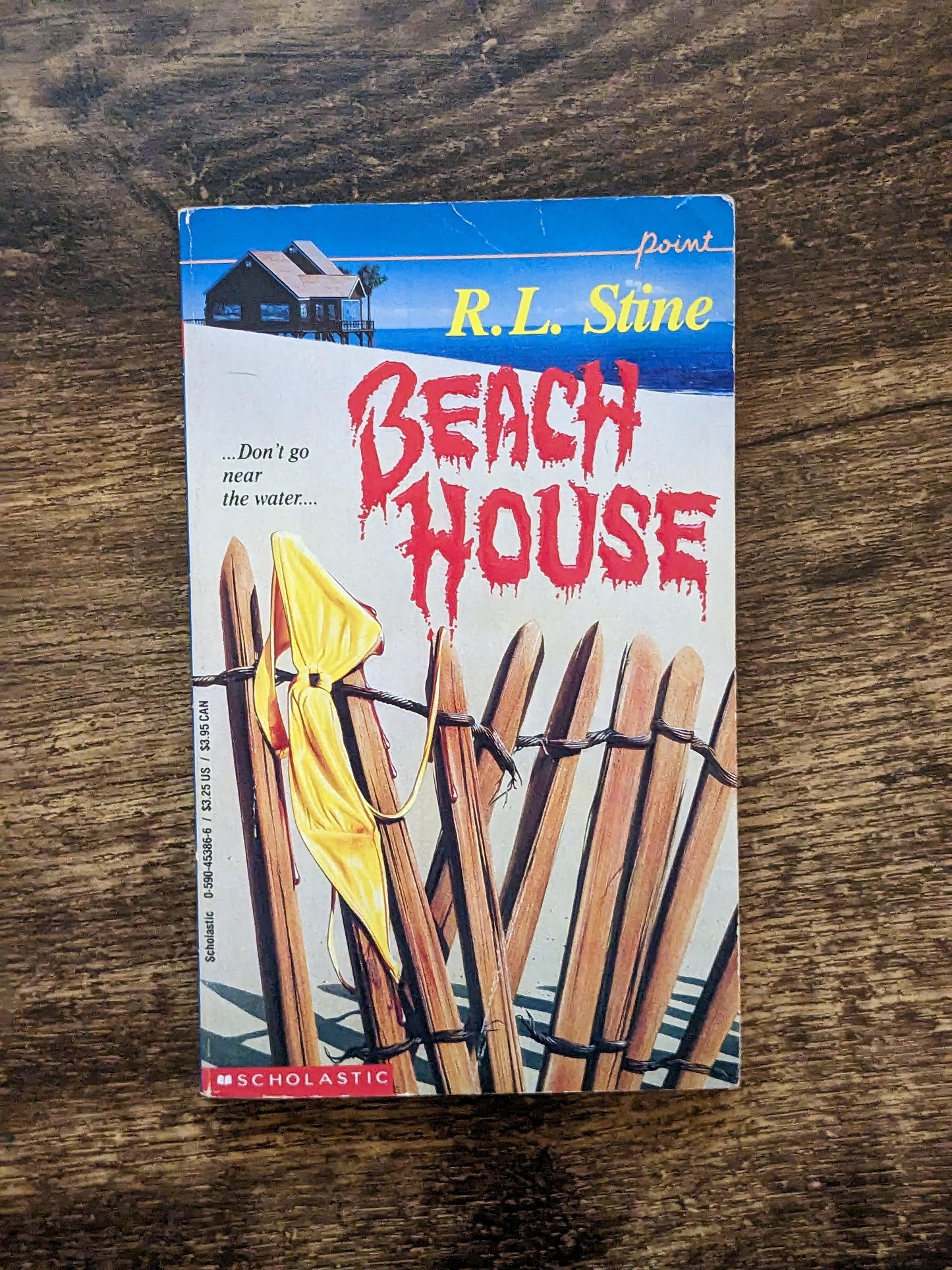 BEACH HOUSE (Point Horror) R. L. Stine - Asylum Books