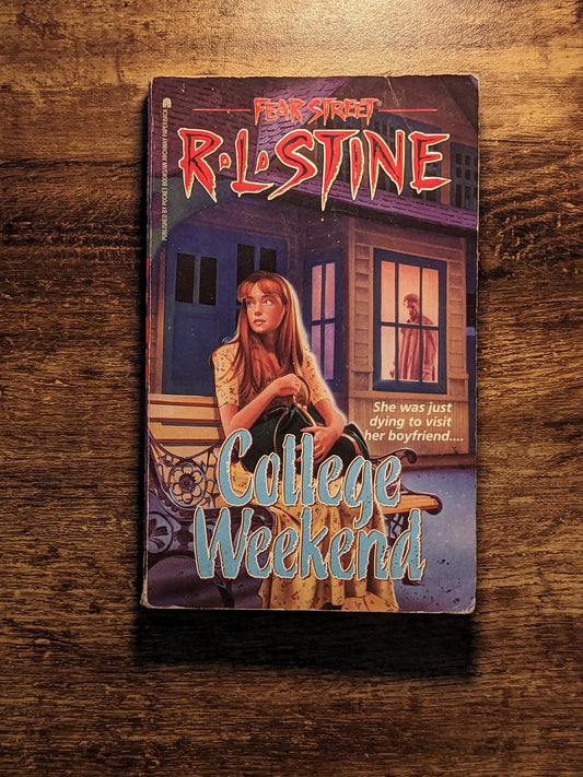 College Weekend (Fear Street #32) by R.L. Stine - Vintage Paperback - Asylum Books