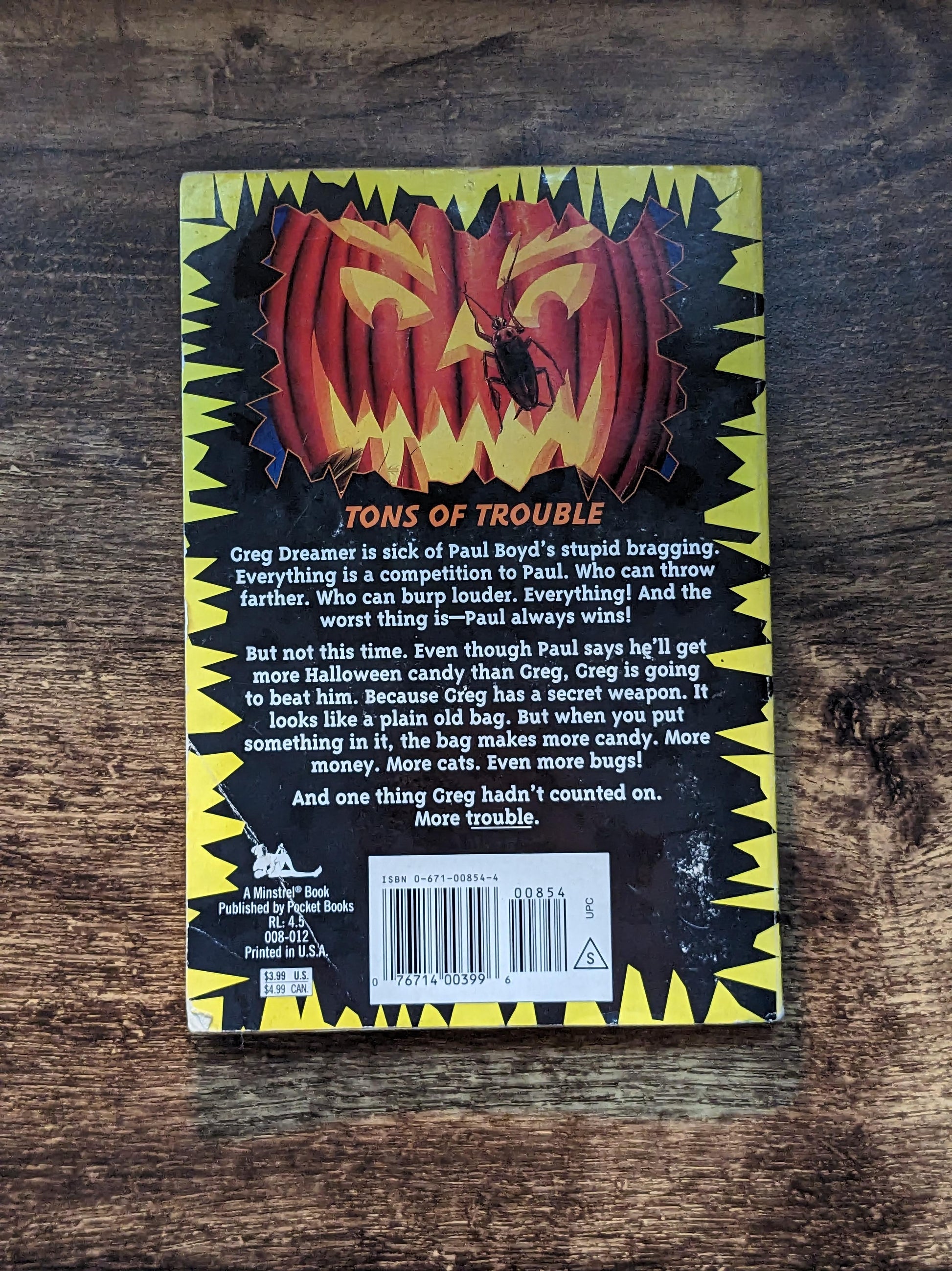 Halloween Bugs Me (Ghosts of Fear Street #25) R.L. Stine - Asylum Books