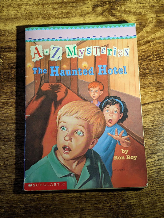 Haunted Hotel, The (A to Z Mysteries) by Ron Roy - Asylum Books