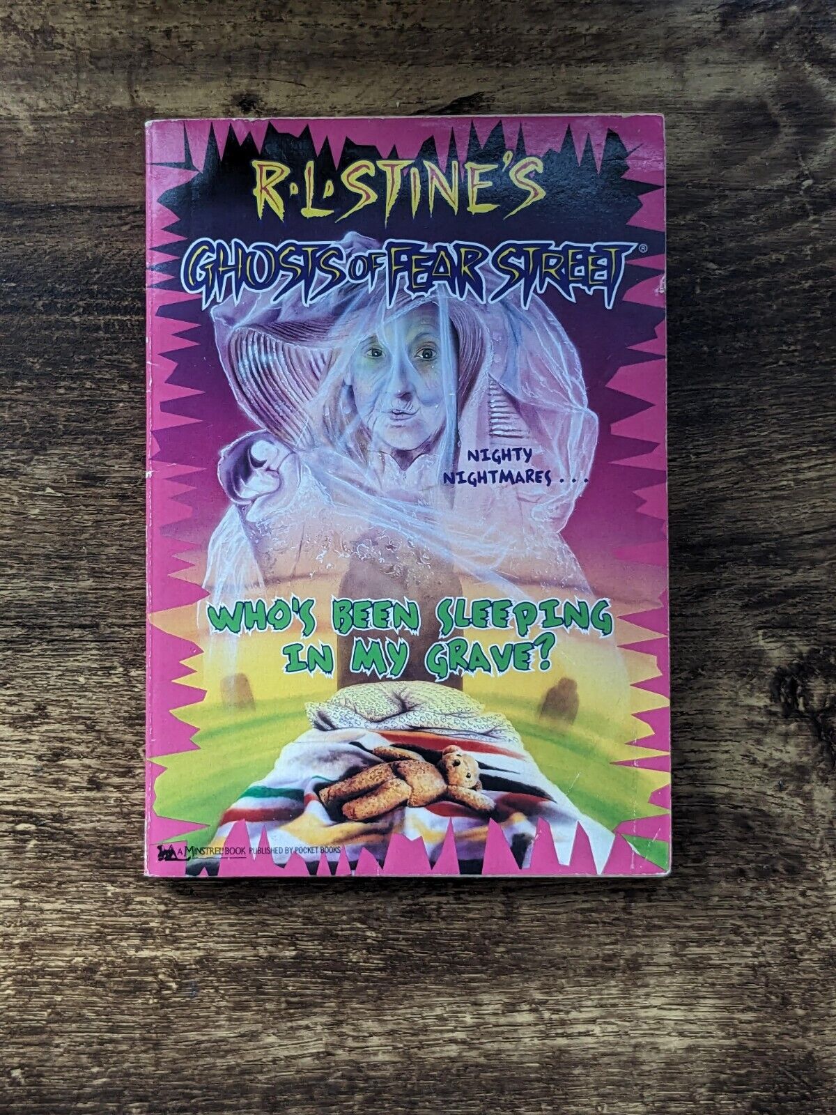 Who's Been Sleeping in My Grave? (Ghosts of Fear Street) RL Stine - Asylum Books